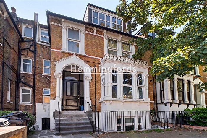2 Bedroom Flat To Rent In Queens Drive, Finsbury Park, N4