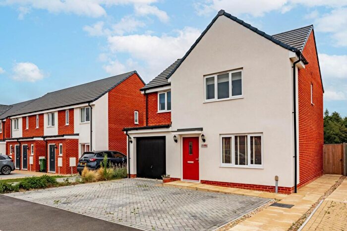 4 Bedroom Detached House For Sale In Poppy Crescent, Easton, NR9