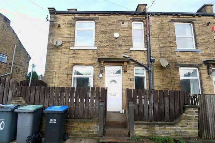 Terraced House To Rent In Hill Street, Wibsey, Bradford BD6