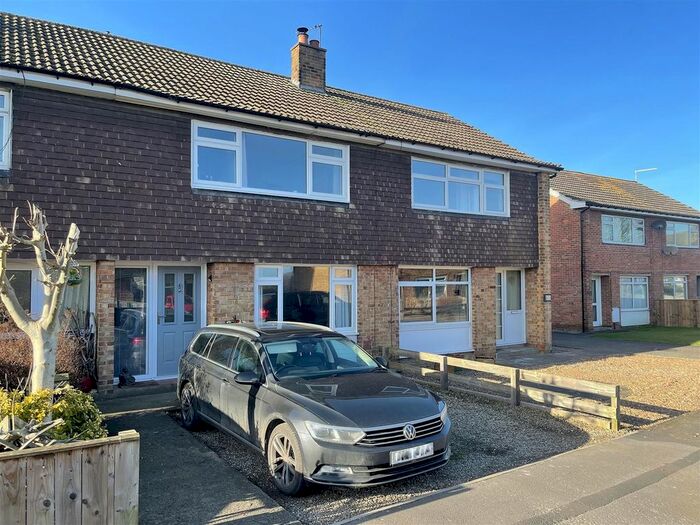 3 Bedroom Property For Sale In Coniston Way, Carlton Miniott, Thirsk, YO7