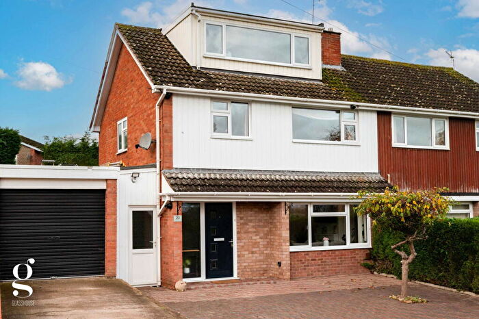 3 Bedroom Semi Detached House For Sale In Perrystone Lane, Tupsley, Hereford, HR1