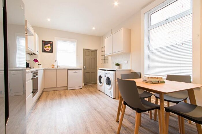 5 Bedroom Terraced House To Rent In Thornycroft Road, Liverpool, L15