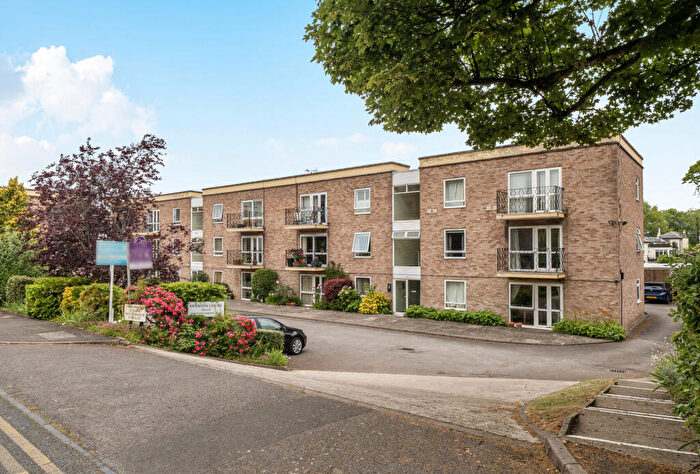 2 Bedroom Apartment For Sale In Overton Park Road, Cheltenham, Gloucestershire, GL50