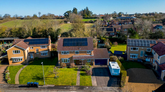 5 Bedroom Detached House For Sale In Algar Drive, Dullingham, Newmarket, CB8