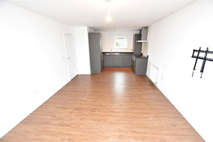 2 Bedroom Flat To Rent In Bothwell Mews, Bothwell Road, Uddingston, Glasgow, G71