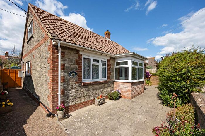 3 Bedroom Detached Bungalow For Sale In Yarmouth, Isle Of Wight, PO41