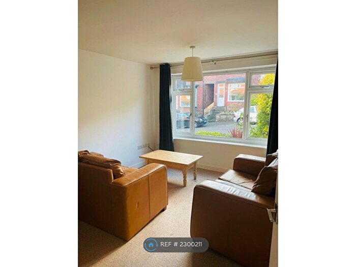 2 Bedroom Flat To Rent In Armthorpe Road, Sheffield, S11
