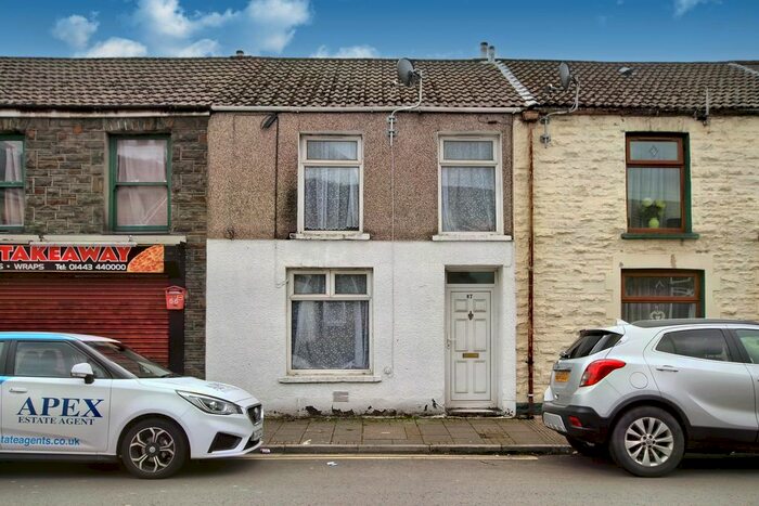 3 Bedroom Terraced House To Rent In Gelligaled Road, Ton Pentre, CF41