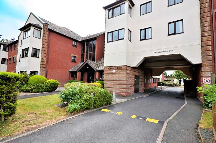 1 Bedroom Flat For Sale In Albion Court, Billericay, CM12
