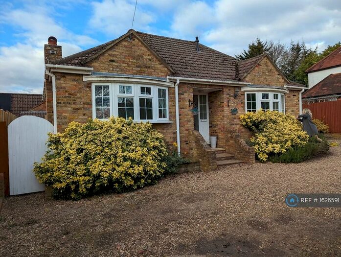 3 Bedroom Detached House To Rent In Joiners Lane, Chalfont St Peter, SL9