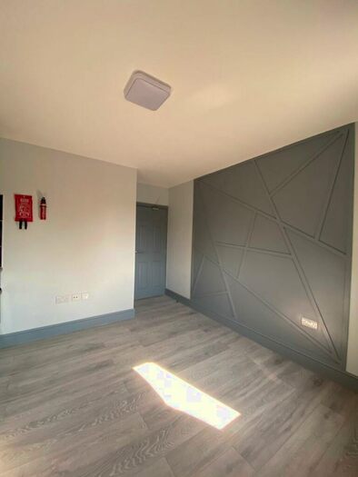 2 Bedroom Flat To Rent In Oxford Road, Reading, RG30