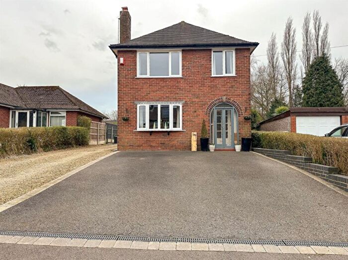 3 Bedroom Detached House For Sale In Edinburgh Road, Congleton, CW12