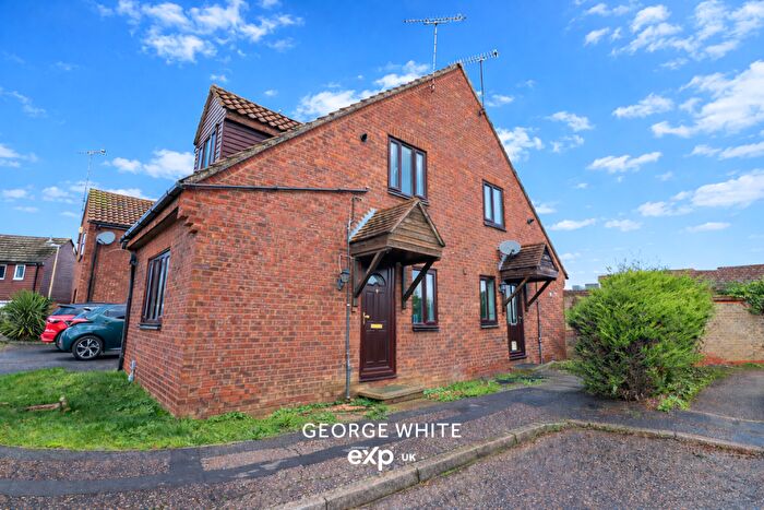 1 Bedroom End Of Terrace House For Sale In Hallowell Down, South Woodham Ferrers, CM3