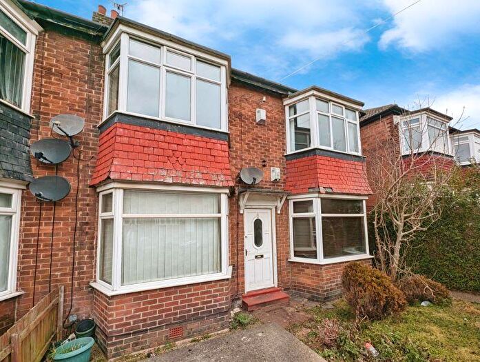 2 Bedroom Flat To Rent In Ovington Grove, Fenham, Newcastle Upon Tyne, NE5