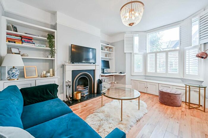 1 Bedroom Flat To Rent In Brownhill Road, Catford, London, SE6