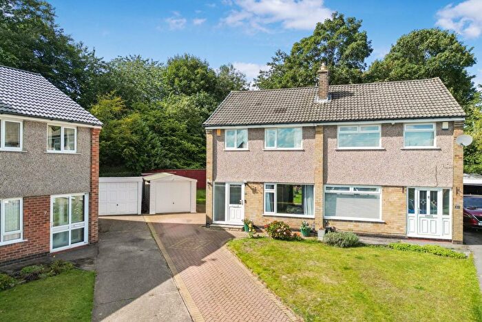 3 Bedroom Semi-Detached House For Sale In Highwood Crescent, Moortown, Leeds, LS17
