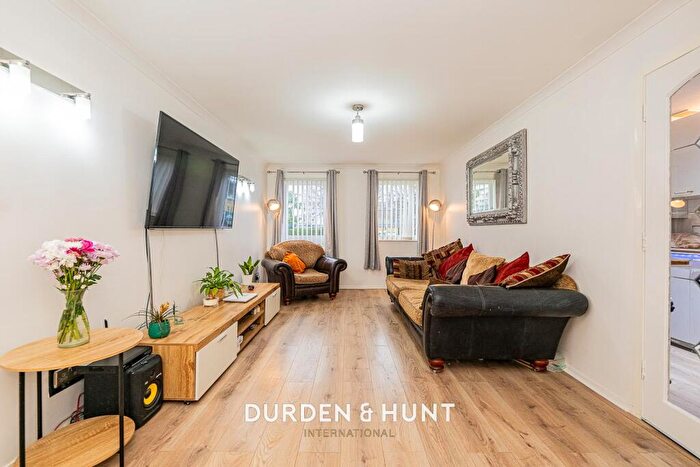 1 Bedroom Apartment For Sale In Ireton Street, Bow, E3