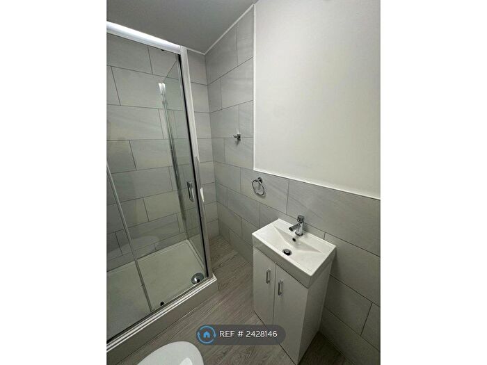 1 Bedroom Flat To Rent In Lancaster Road, London, E17