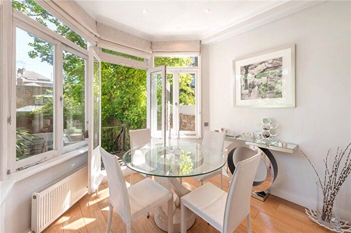 2 Bedroom Flat To Rent In Cranley Gardens, South Kensington, London, SW7