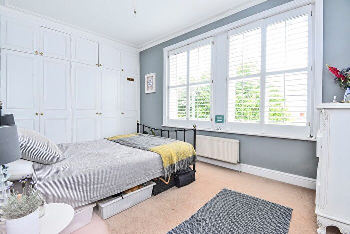 2 Bedroom Flat To Rent In Veronica Road, Balham, London, SW17