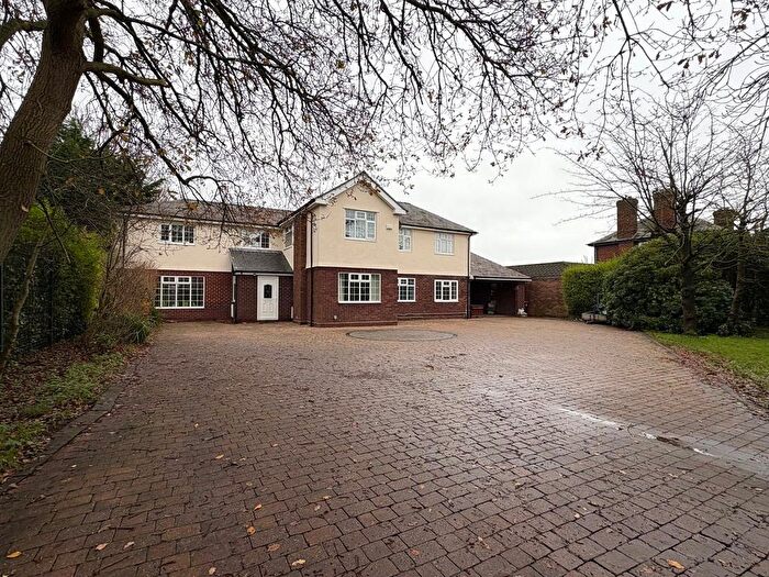 4 Bedroom Detached House For Sale In Chester High Road, Neston, Cheshire, CH64