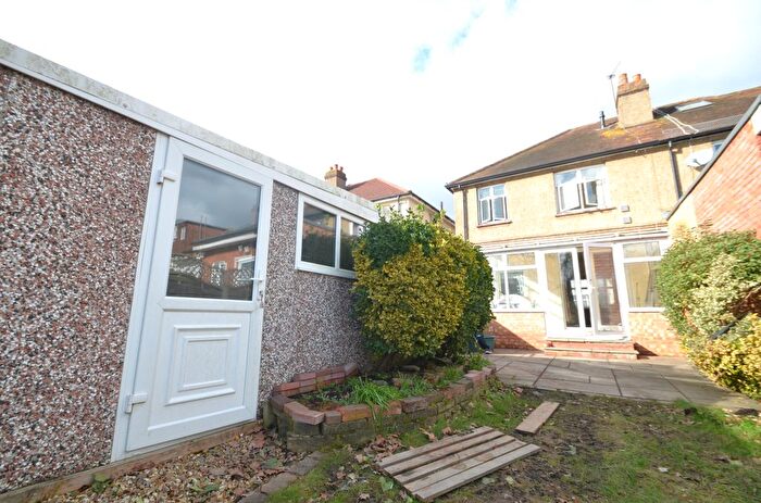 3 Bedroom Semi Detached House To Rent In Helen Avenue, Feltham, TW14