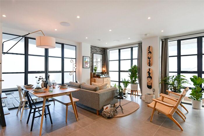 3 Bedroom Apartment For Sale In Bagel Factory, Ozel House, - White Post Lane, London, E9