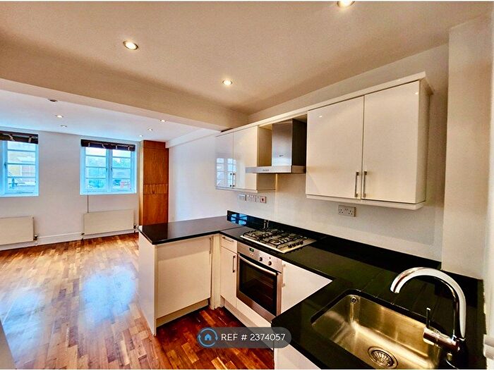 1 Bedroom Flat To Rent In Hoxton Street, London, N1
