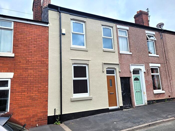 3 Bedroom Property To Rent In Dyer Street, Kirkham, PR4