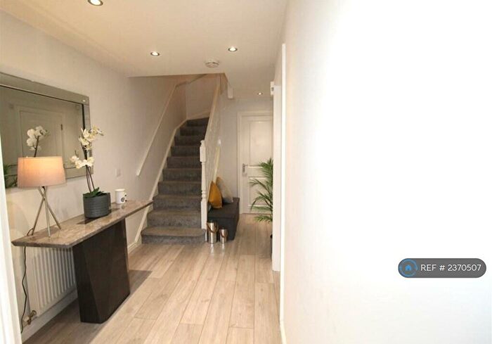 4 Bedroom Semi-Detached House To Rent In Plover Road, Minster On Sea, Sheerness, ME12