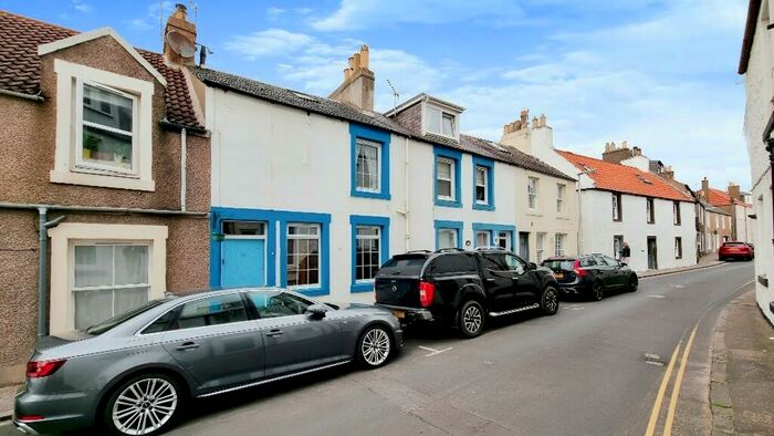 3 Bedroom Terraced House To Rent In Main Street, KY8