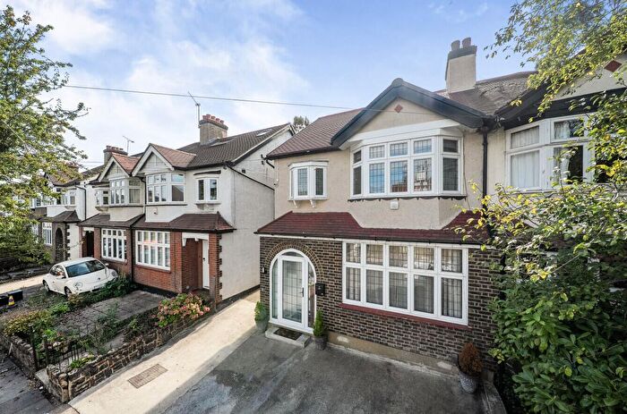 4 Bedroom Semi-Detached House For Sale In Knowle Road, Bromley, BR2