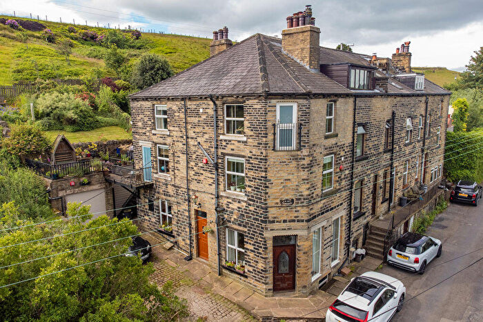 3 Bedroom End Of Terrace House For Sale In Bethel Terrace, Sparkhouse Lane, Norland, HX6