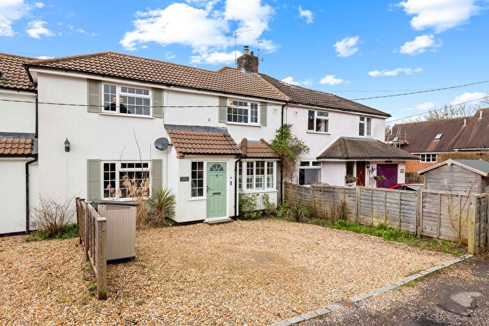 3 Bedroom Terraced House For Sale In Copse Road, Haslemere, GU27