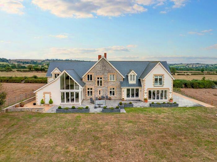 8 Bedroom Detached House For Sale In Close To Bruton, BA4