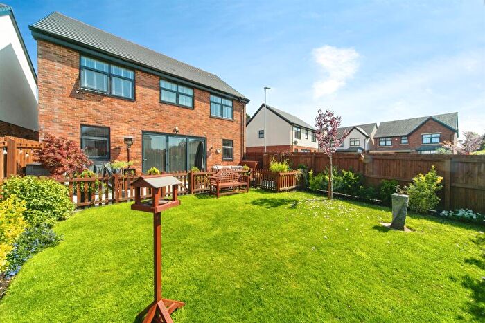 4 Bedroom Detached House For Sale In Glenavon Park, Prenton, CH43