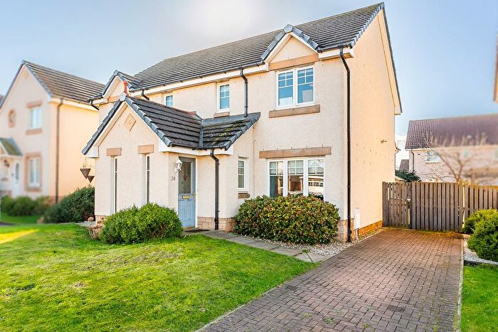 3 Bedroom Semi Detached House For Sale In Clanranald Avenue, Prestonpans, EH32