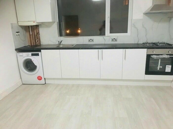 2 Bedroom Flat To Rent In Imperial Drive, North Harrow, Harrow, HA2