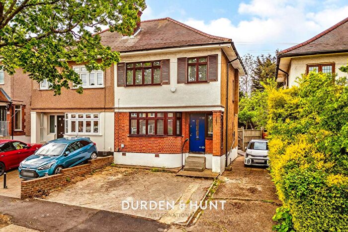 3 Bedroom Semi-Detached House For Sale In Dominion Drive, Romford, RM5