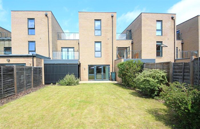 4 Bedroom House To Rent In Baker Lane, Trumpington, CB2