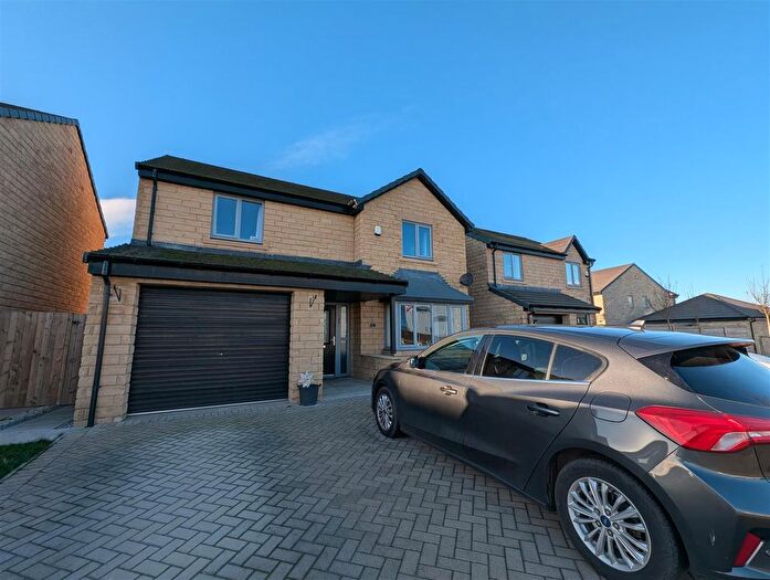 4 Bedroom Detached House For Sale In Elder Brook Avenue, Hurworth Moor, Darlington, DL2