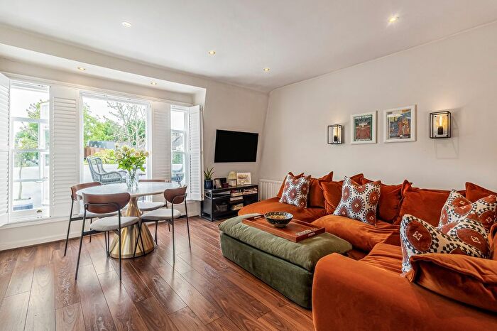 1 Bedroom Flat For Sale In Hornsey Lane Gardens, London, N6