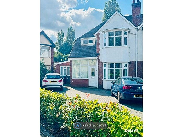 3 Bedroom Semi Detached House To Rent In The Mount, Birmingham, B23