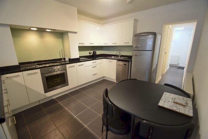 2 Bedroom Flat To Rent In Claremont Gardens, Whitley Bay, NE26