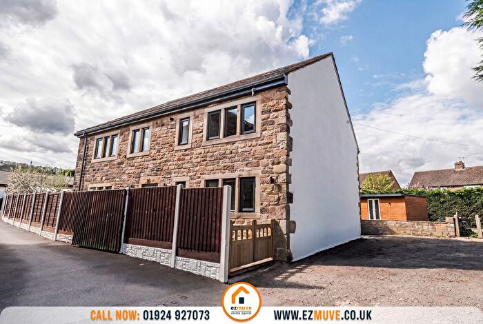 6 Bedroom Detached House For Sale In Lees Hall Road, Dewsbury, WF12