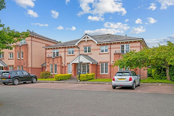 3 Bedroom Flat To Rent In Old Station Court, Bothwell, South Lanarkshire, G71