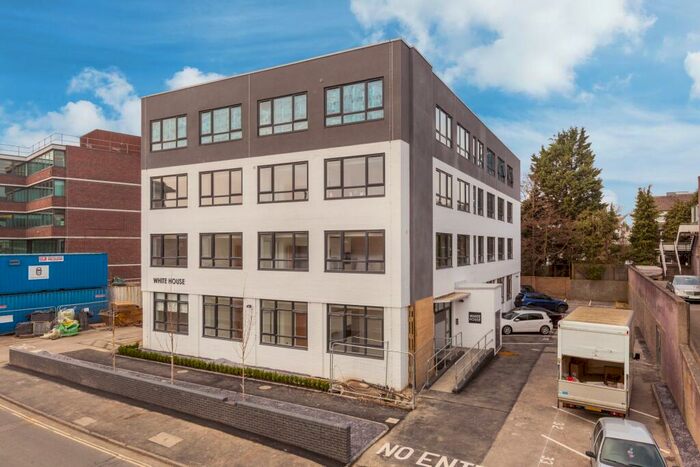 1 Bedroom Flat To Rent In Burrell Road, Haywards Heath, RH16