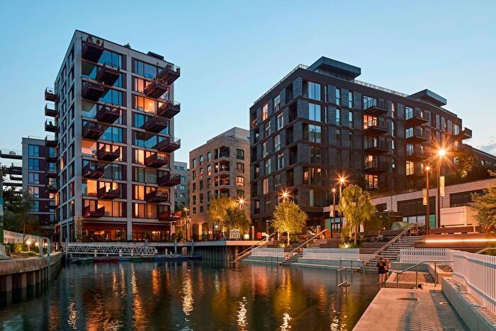 2 Bedroom Property For Sale In High Street, Brentford, TW8