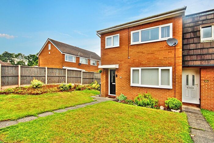 3 Bedroom End Of Terrace House To Rent In Blackburne Close, Padgate, WA2