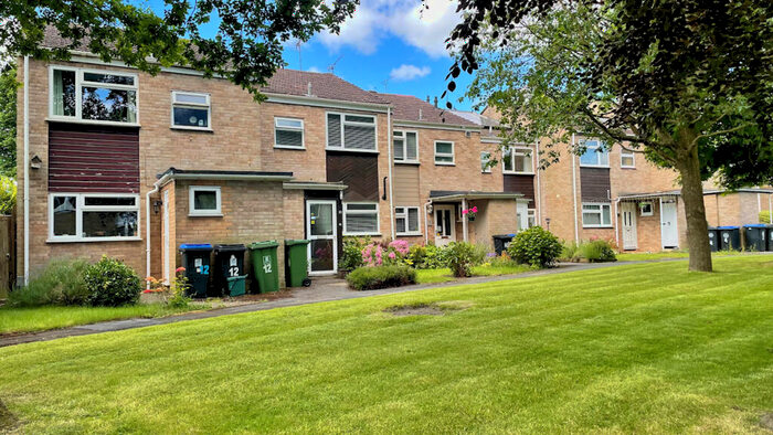 3 Bedroom Terraced House To Rent In Knaphill, Woking, GU21